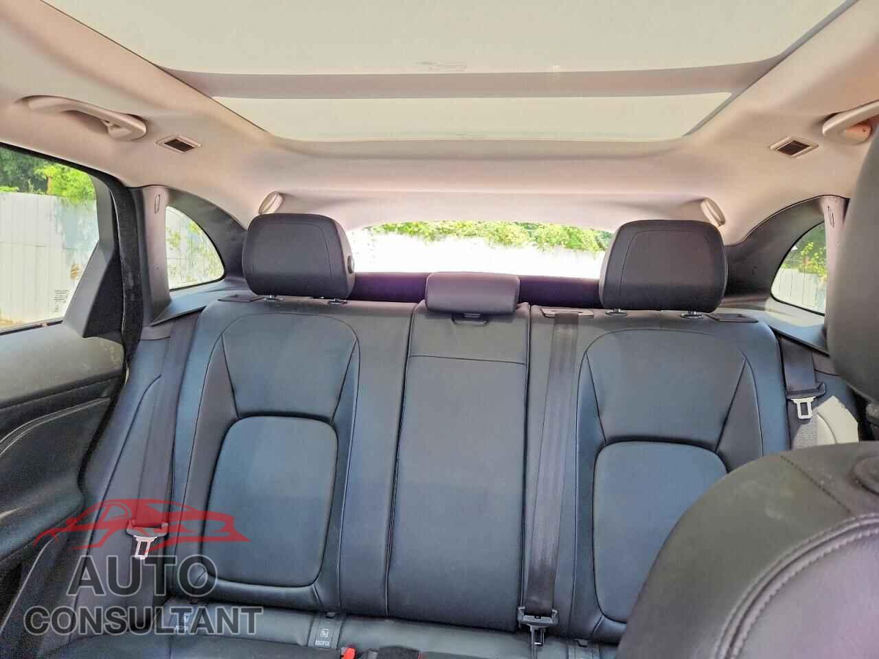 JAGUAR F-PACE 2017 - SADCS2BV3HA062837