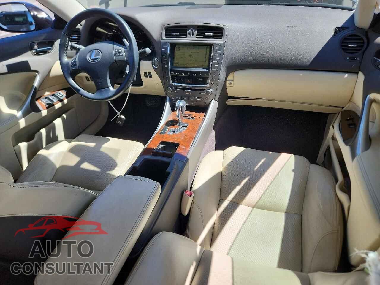 LEXUS IS 2010 - JTHBF5C24A2095684