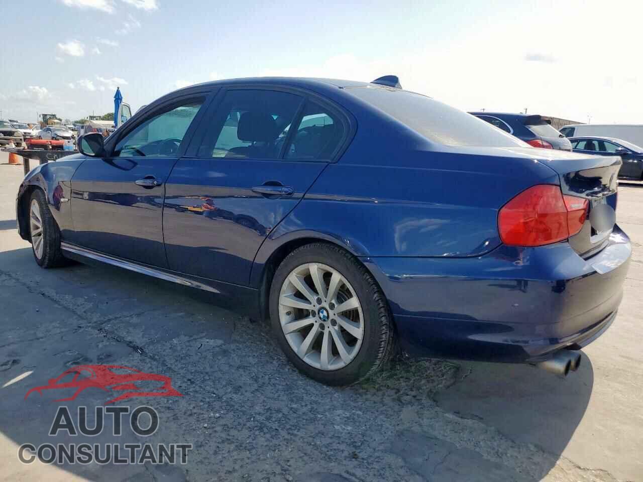 BMW 3 SERIES 2011 - WBAPH7C50BE461757