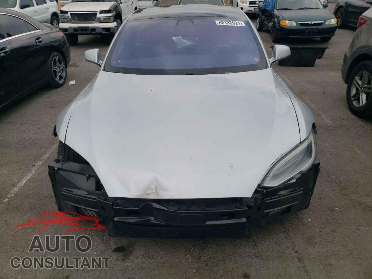 TESLA MODEL S 2018 - 5YJSA1E21JF248976