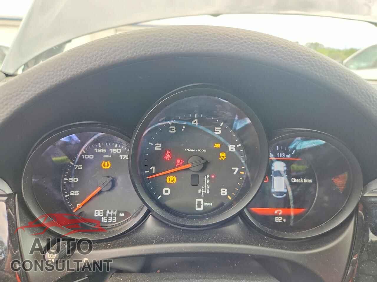 PORSCHE MACAN 2017 - WP1AA2A56HLB06193