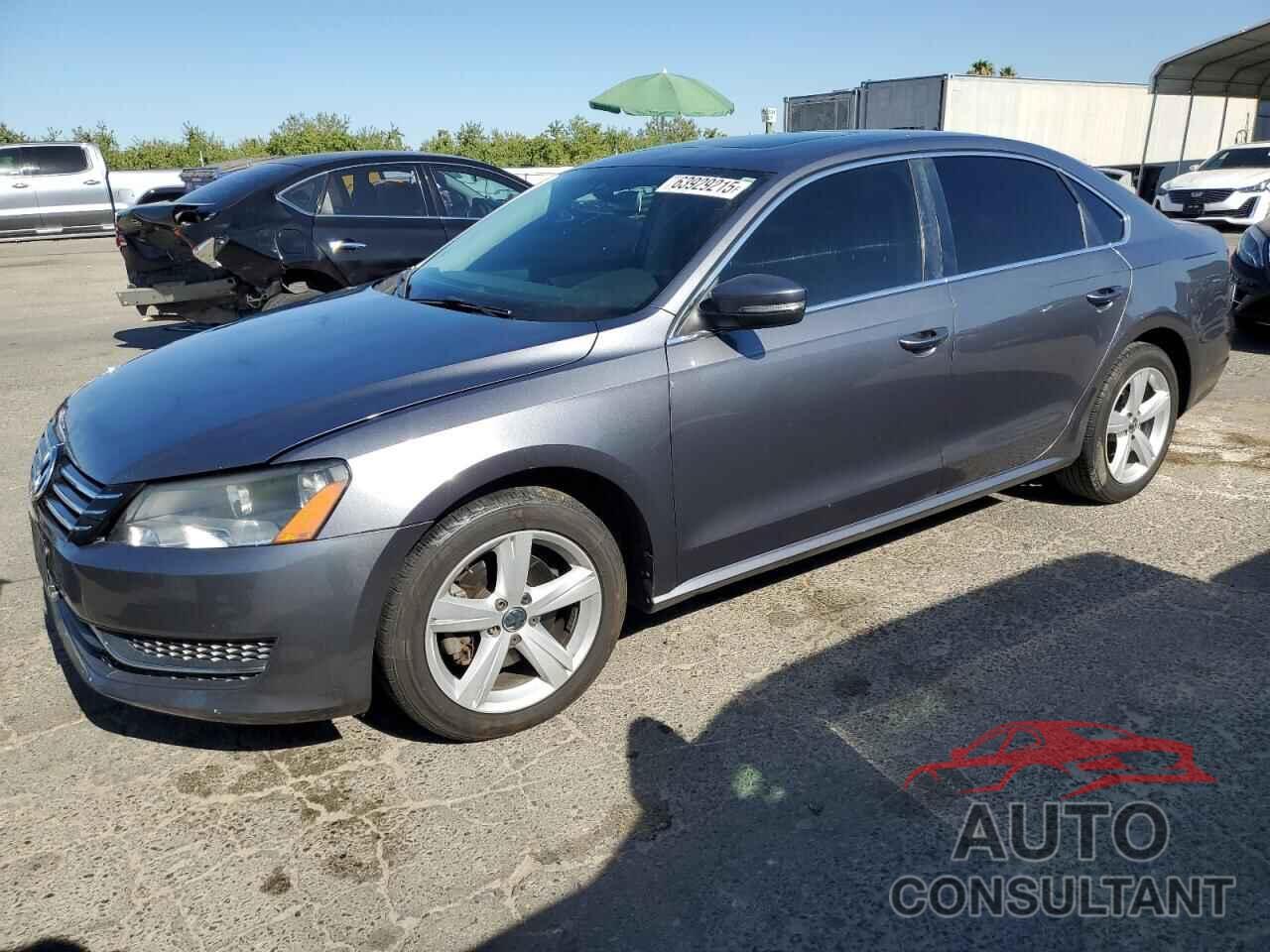 VOLKSWAGEN PASSAT 2013 - 1VWBP7A38DC057344