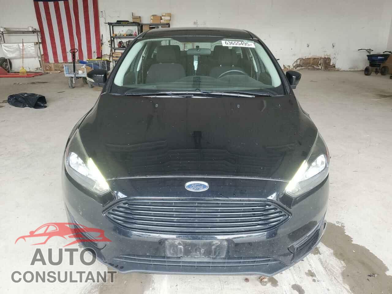 FORD FOCUS 2018 - 1FADP3FE5JL228471
