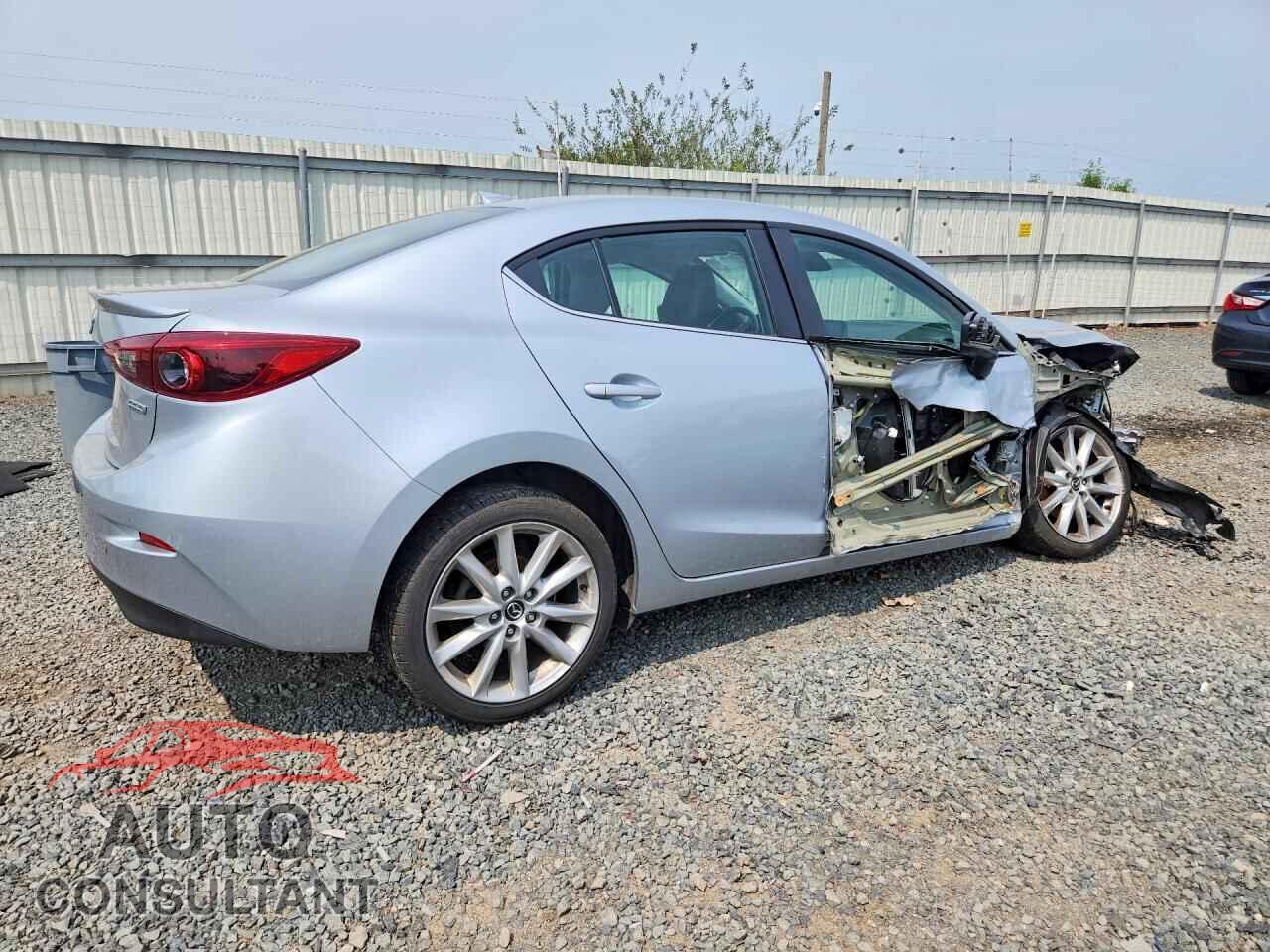 MAZDA 3 2017 - 3MZBN1W31HM133485