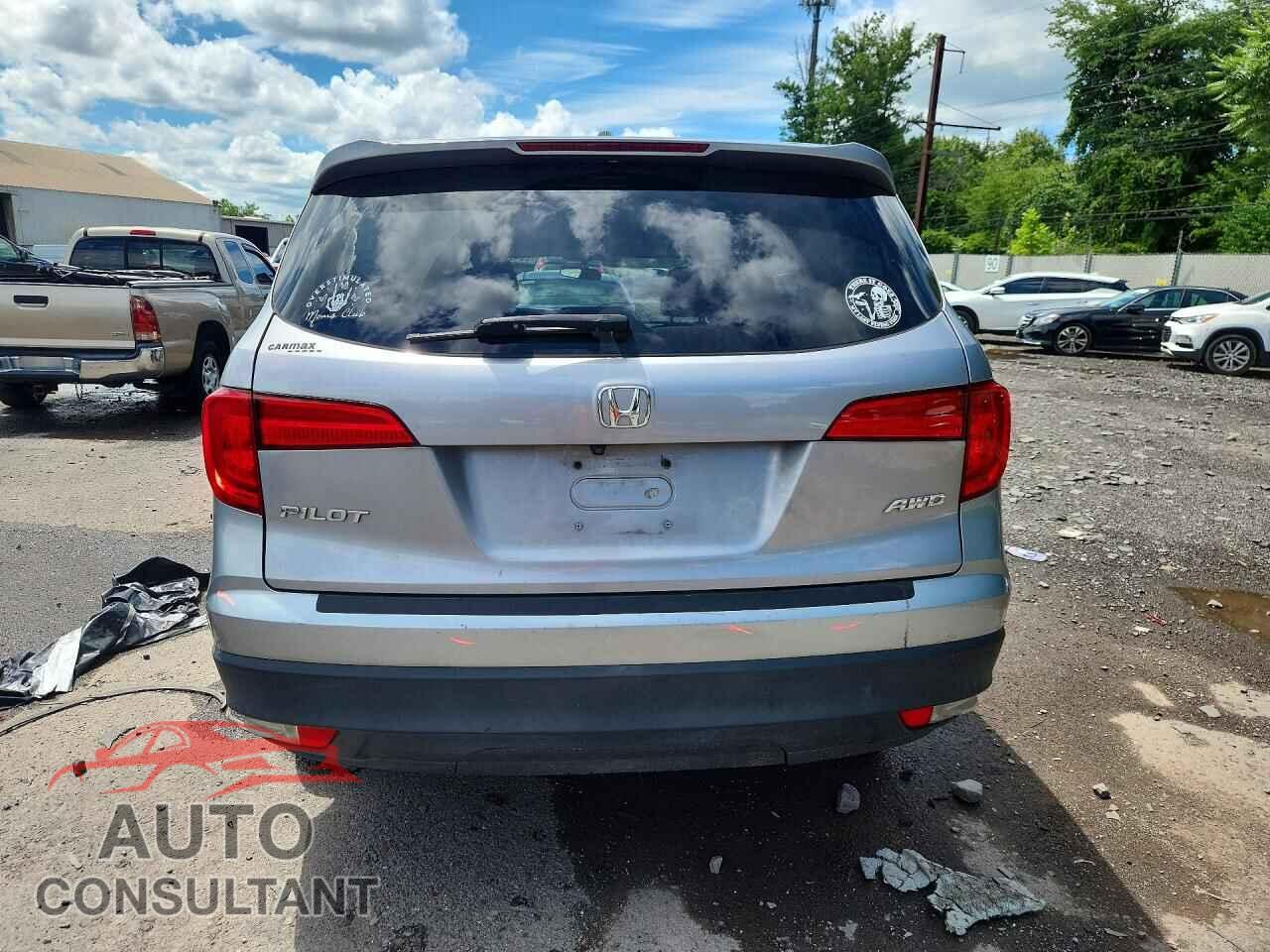HONDA PILOT 2017 - 5FNYF6H3XHB021969