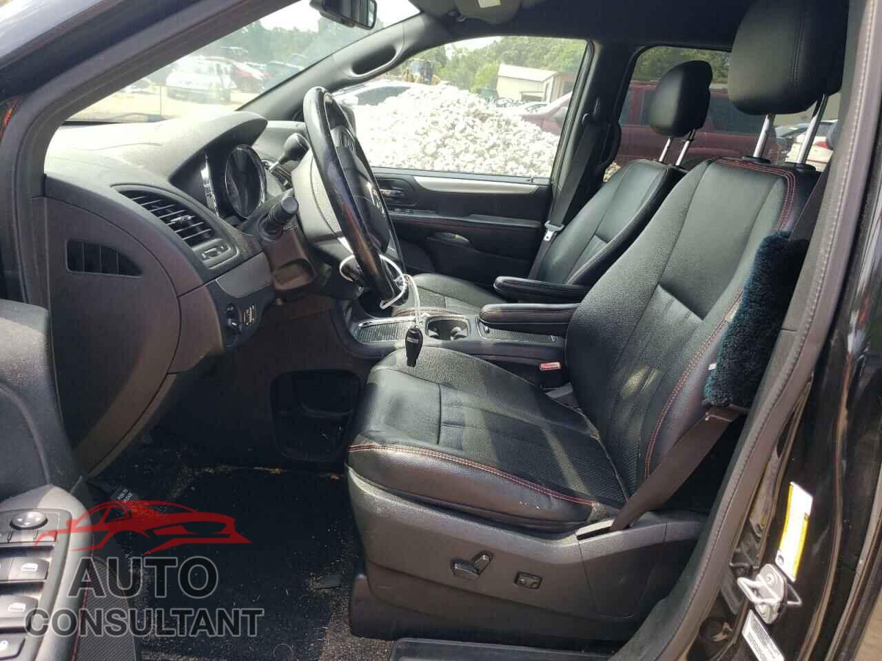DODGE CARAVAN 2015 - 2C4RDGEG7FR528644