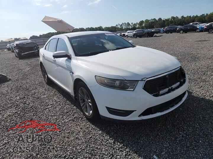 FORD TAURUS 2015 - 1FAHP2E90FG137639