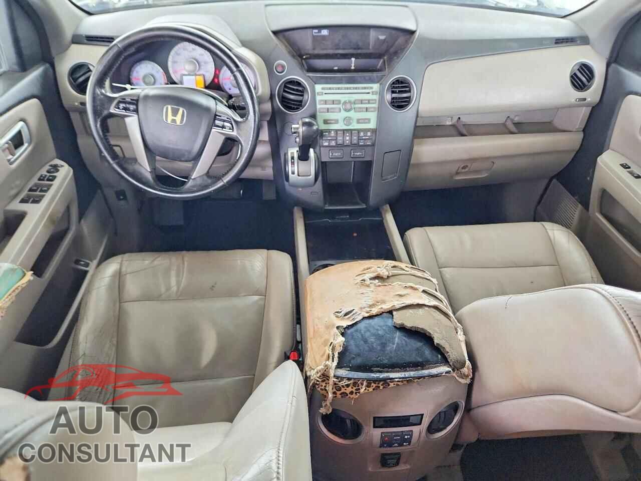 HONDA PILOT 2011 - 5FNYF3H53BB002932