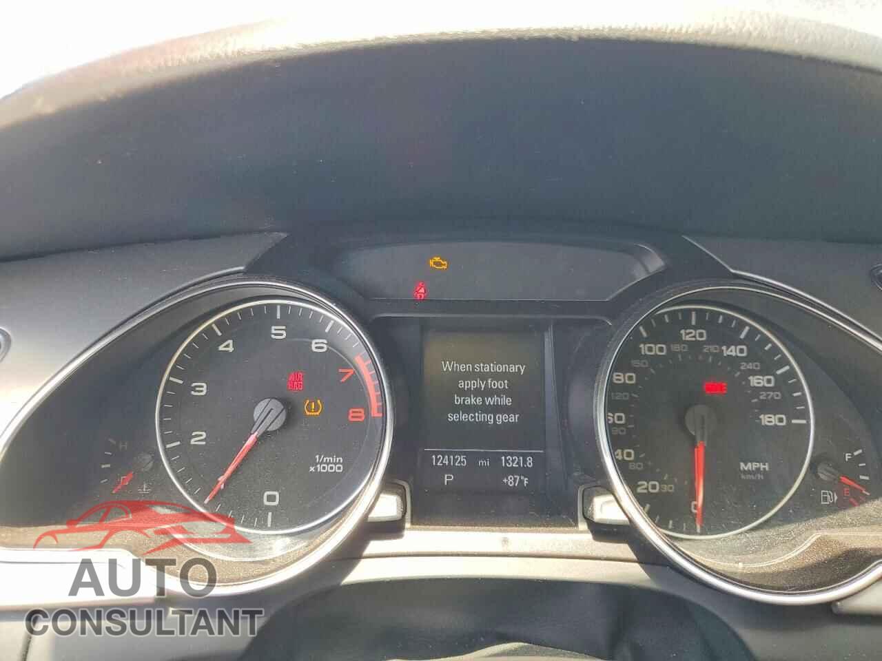 AUDI A5 2010 - WAULFAFR6AA084924