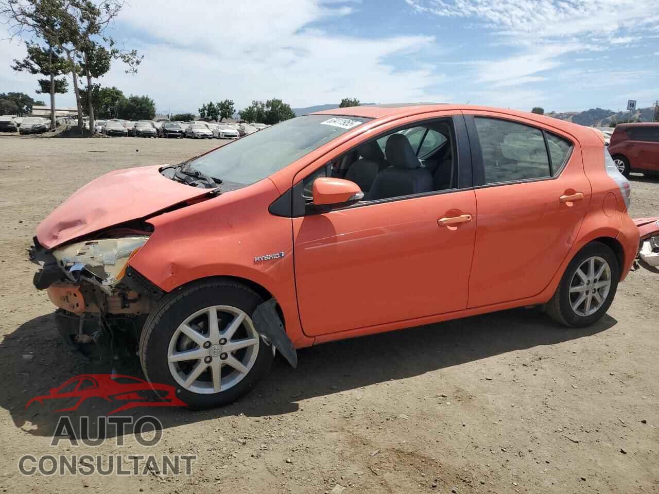 TOYOTA PRIUS 2014 - JTDKDTB31E1064796