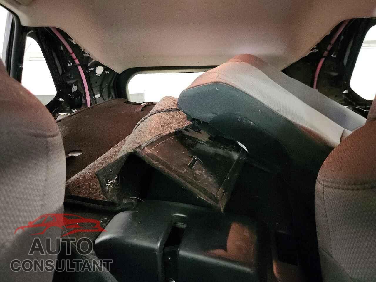 TOYOTA RAV4 2019 - JTMP1RFV0KD016228