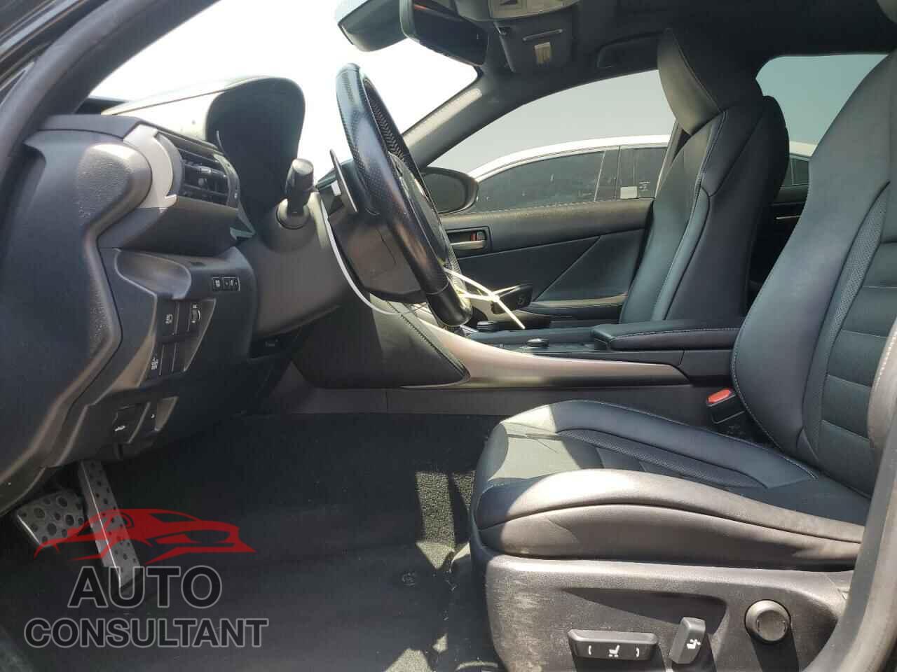LEXUS IS 2017 - JTHBA1D28H5054991
