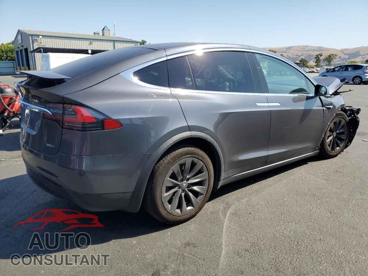 TESLA MODEL X 2018 - 5YJXCDE20JF087067