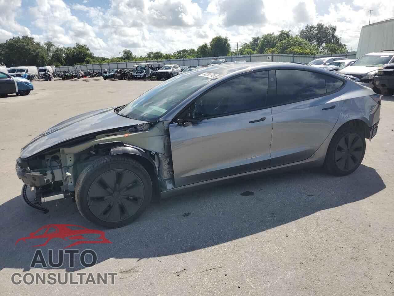 TESLA MODEL 3 2024 - 5YJ3E1EB9RF854112