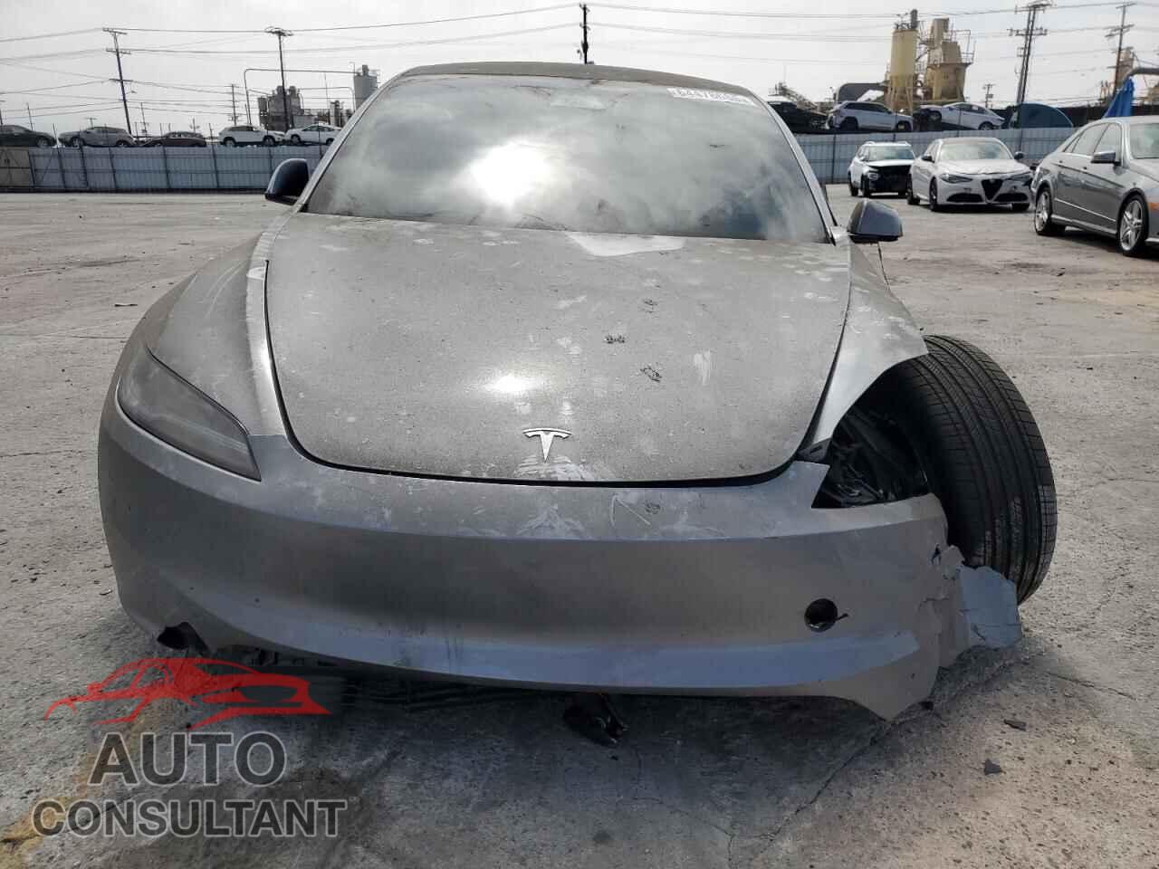 TESLA MODEL 3 2025 - 5YJ3E1EA2SF886459