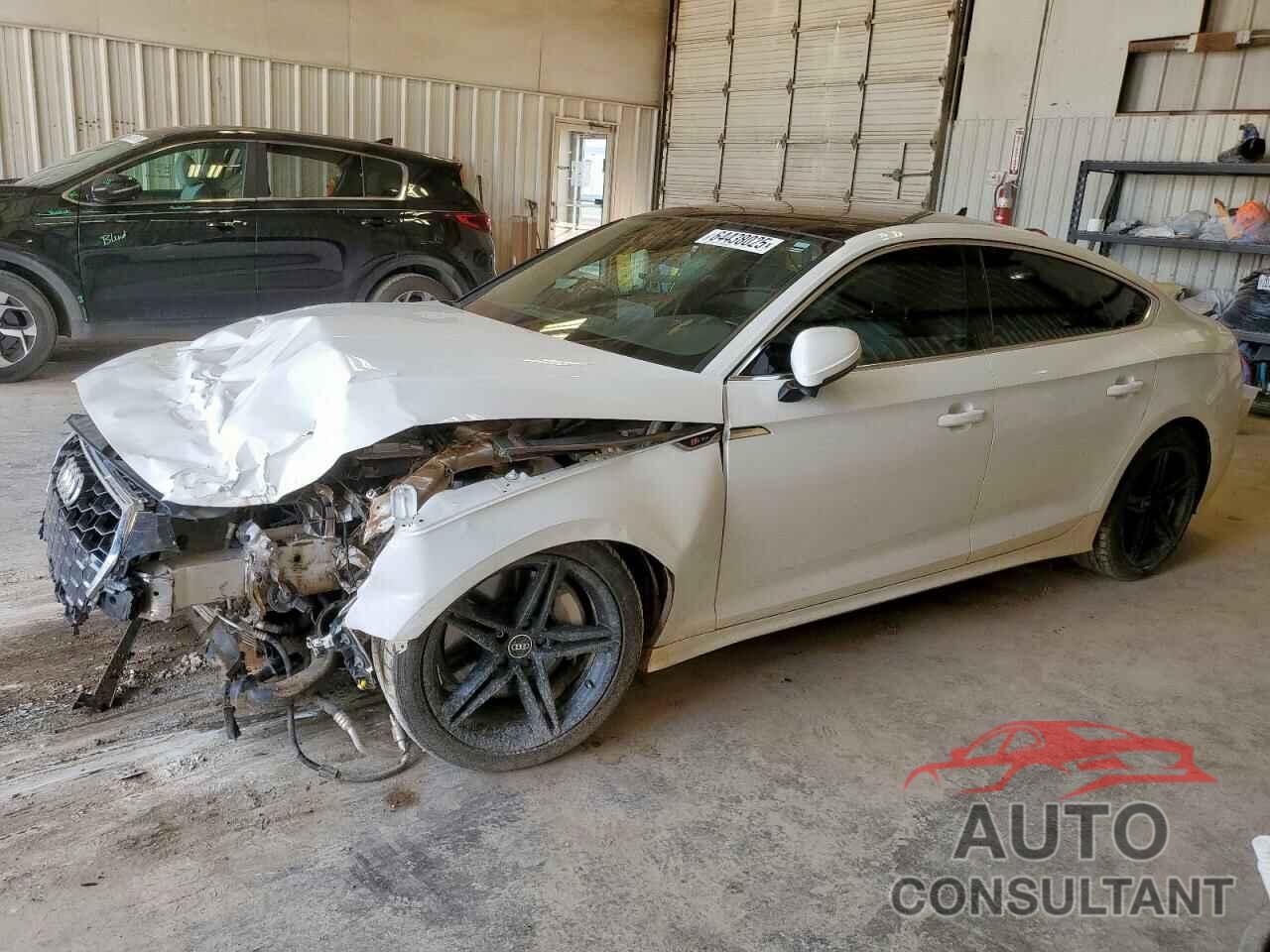 AUDI A5 2021 - WAUDACF55MA062588