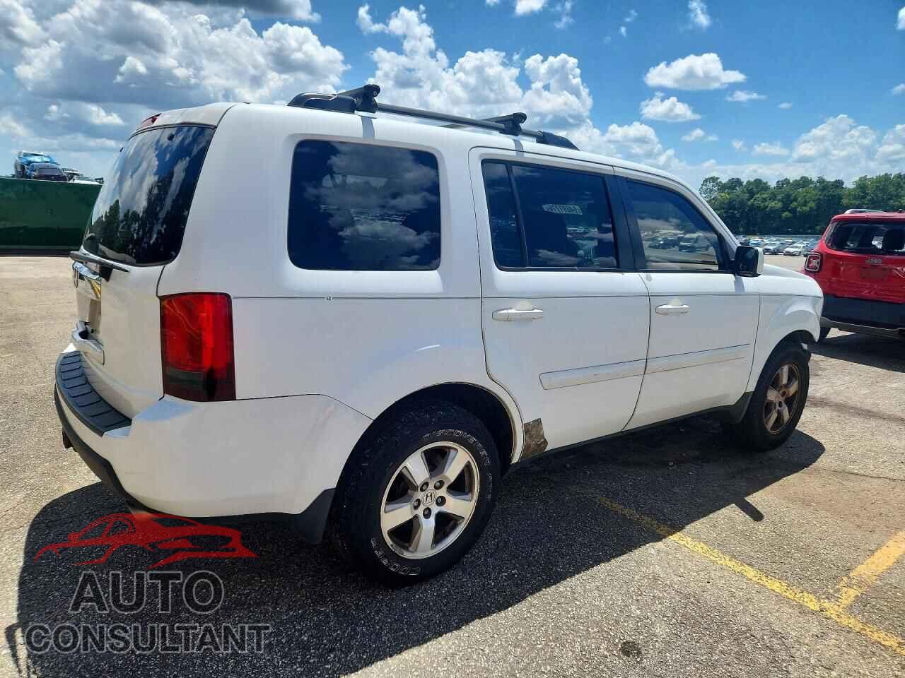 HONDA PILOT 2011 - 5FNYF3H53BB032061
