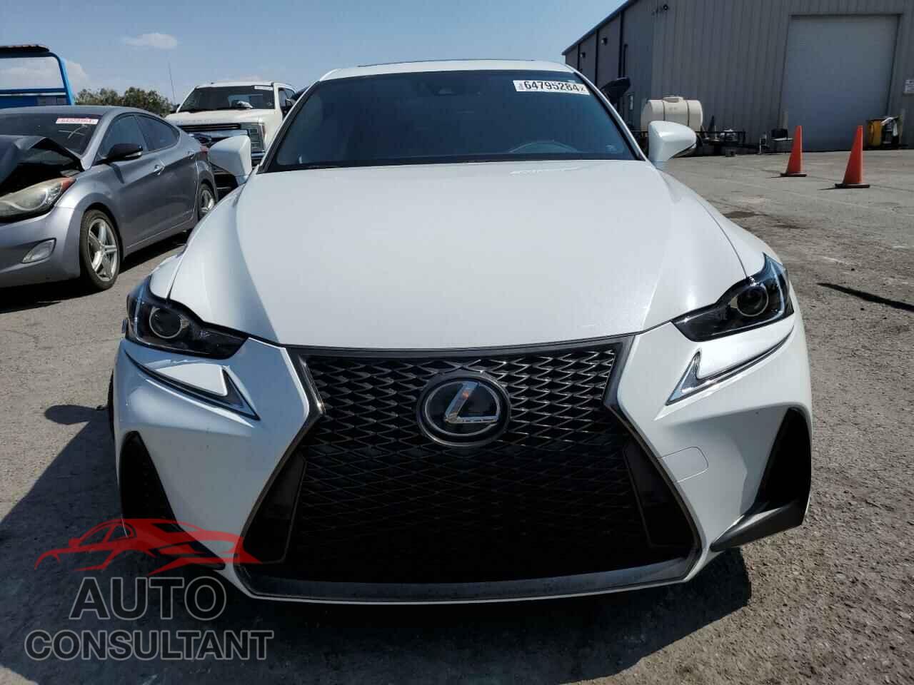 LEXUS IS 2018 - JTHBA1D21J5074070