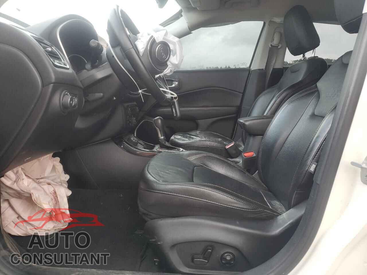 JEEP COMPASS 2018 - 3C4NJDCB1JT355478