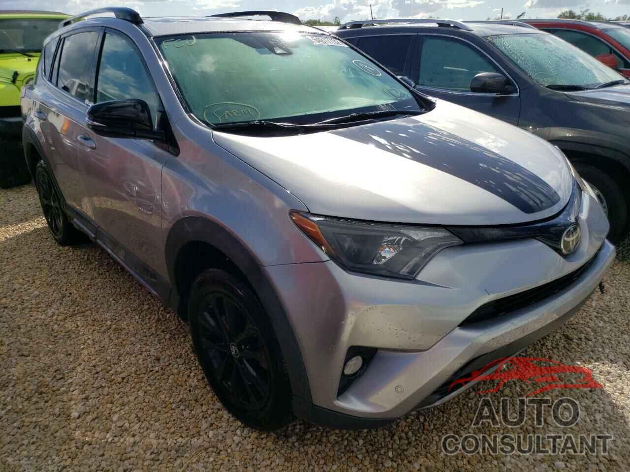 TOYOTA RAV4 2018 - 2T3RFREV6JW738574