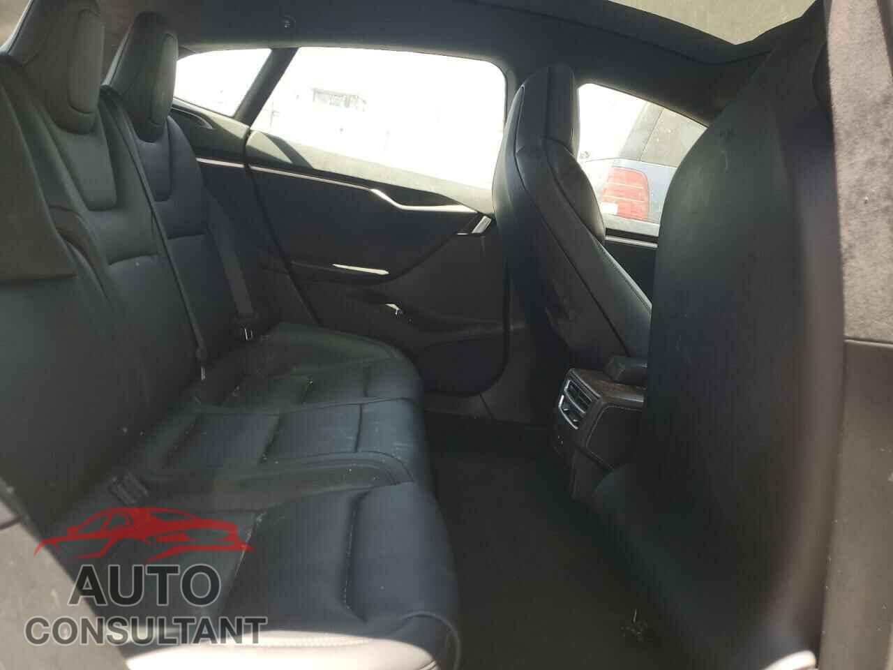 TESLA MODEL S 2017 - 5YJSA1E27HF213255