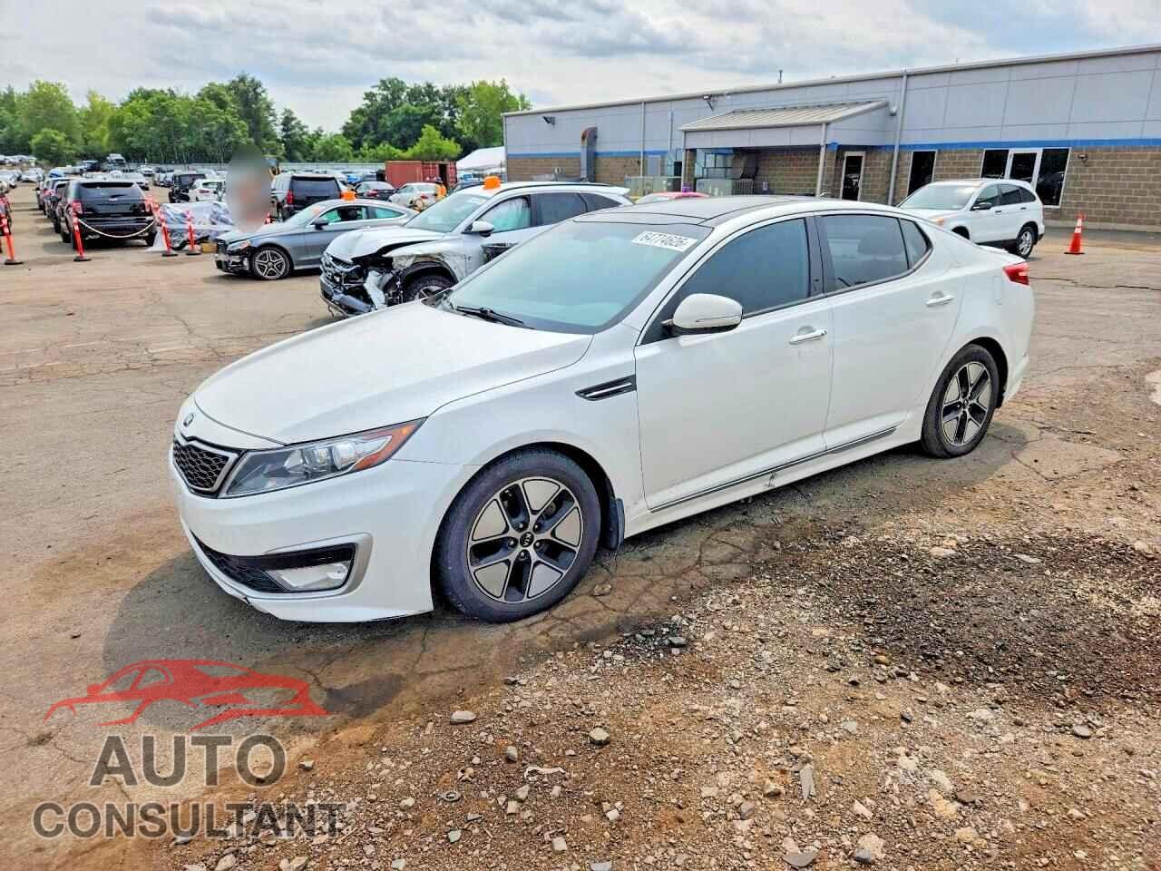 KIA OPTIMA 2012 - KNAGM4AD2C5032027