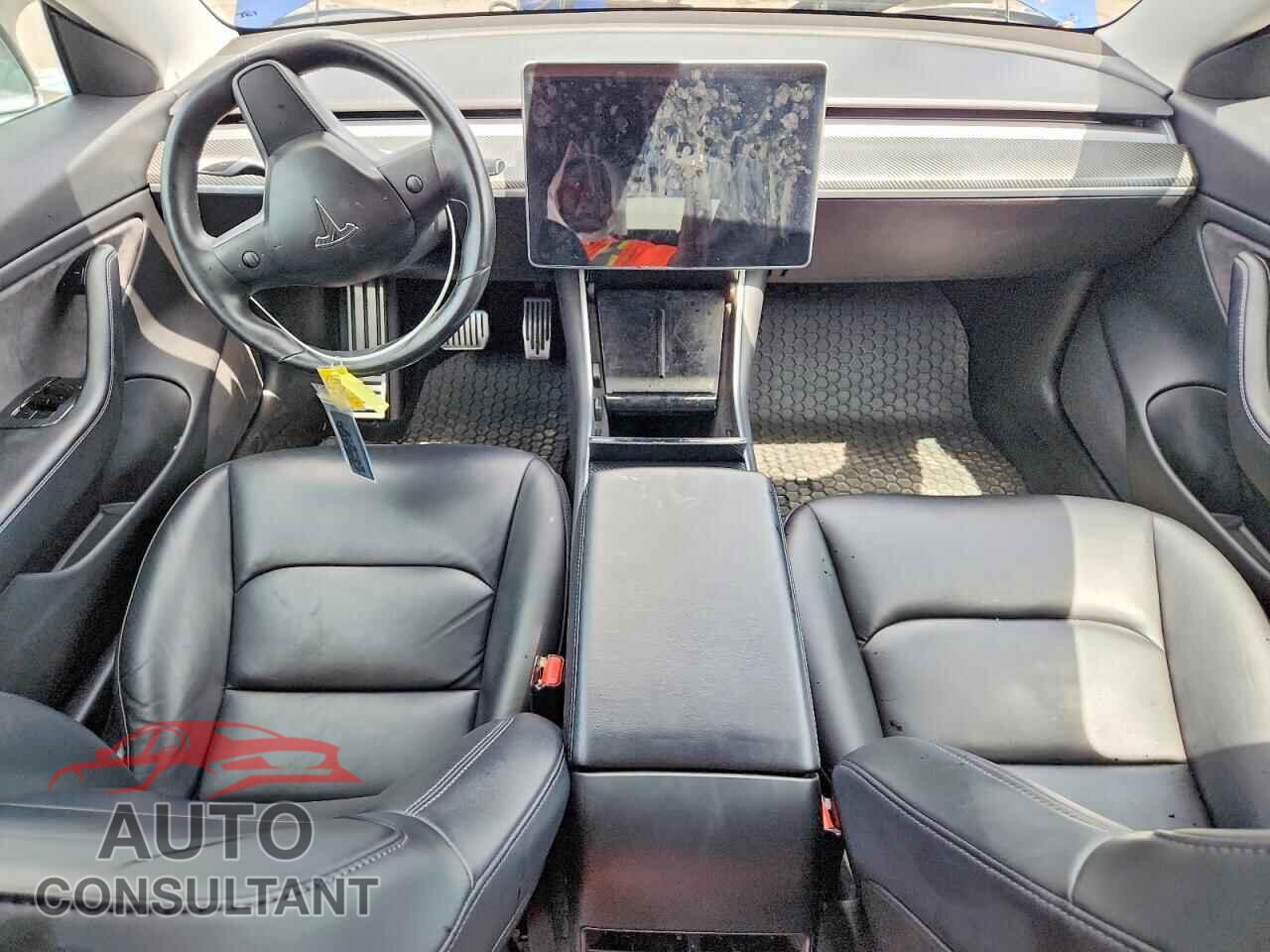 TESLA MODEL 3 2018 - 5YJ3E1EB0JF115182