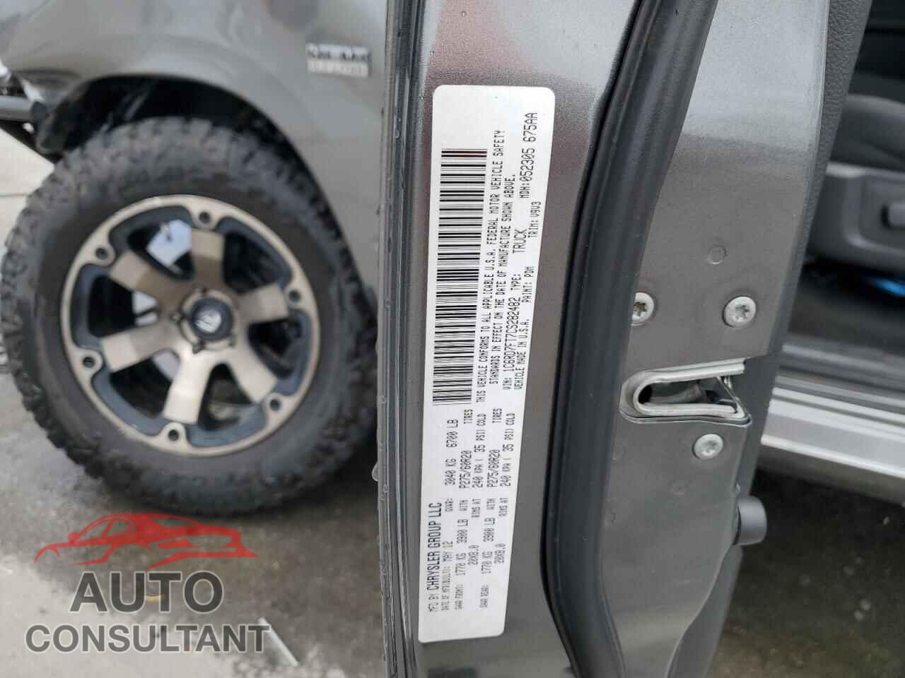 DODGE RAM 1500 2012 - 1C6RD7FT7CS282482