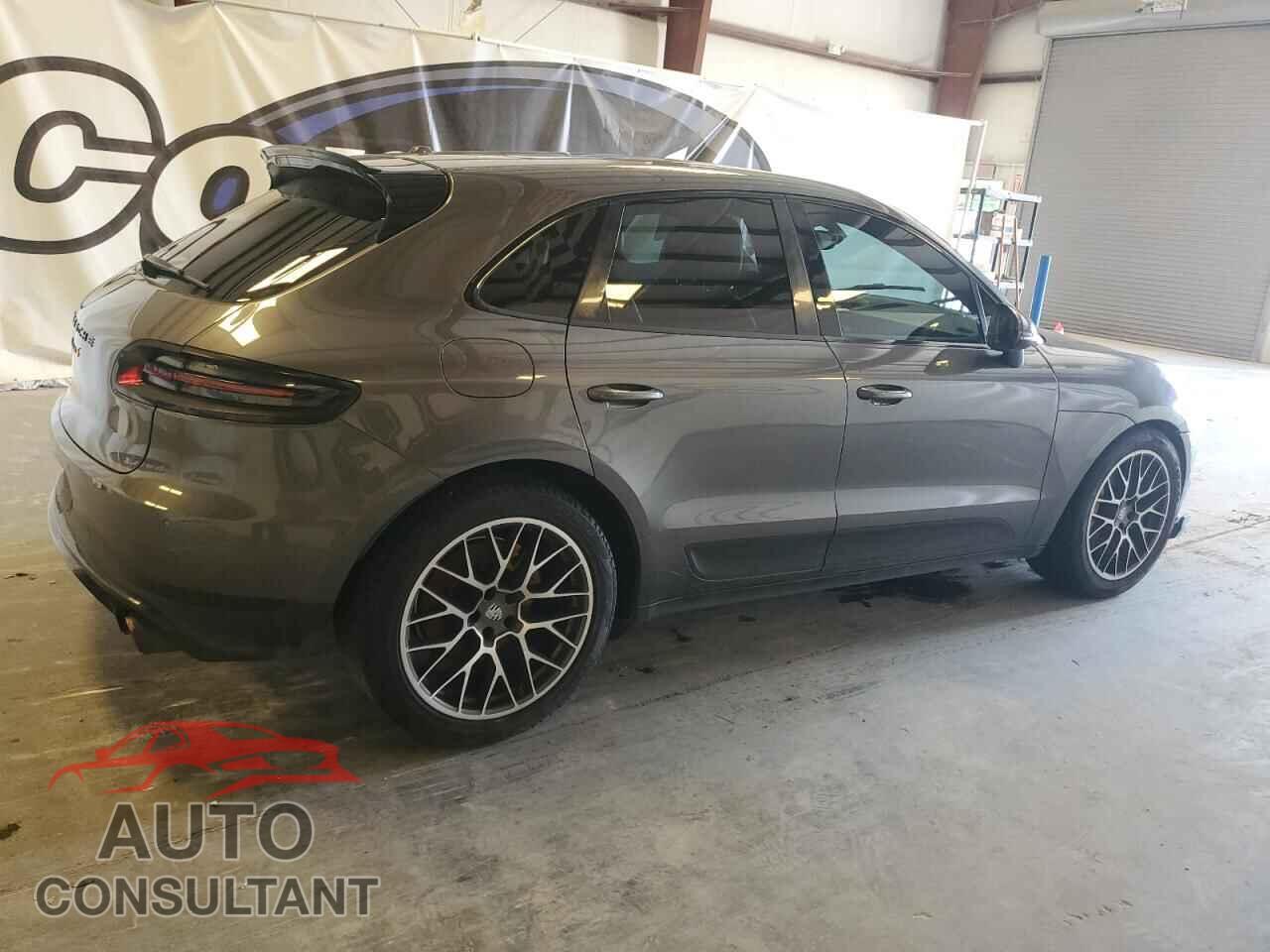 PORSCHE MACAN 2016 - WP1AB2A57GLB43667