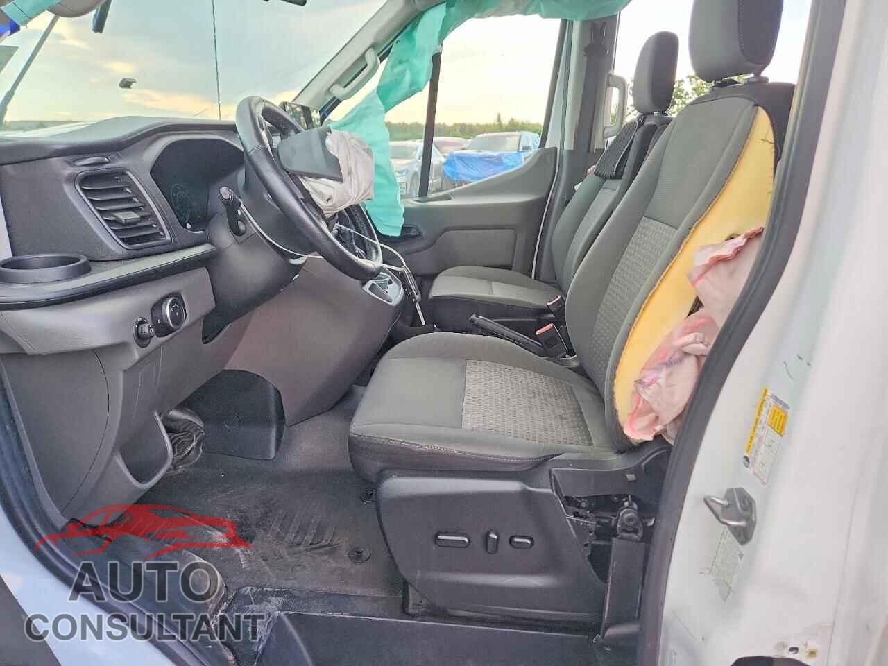 FORD TRANSIT 2024 - 1FBVU4XG7RKA23530