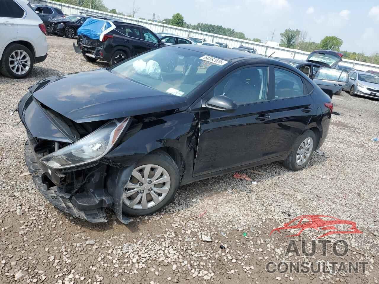 HYUNDAI ACCENT 2018 - 3KPC24A37JE012971
