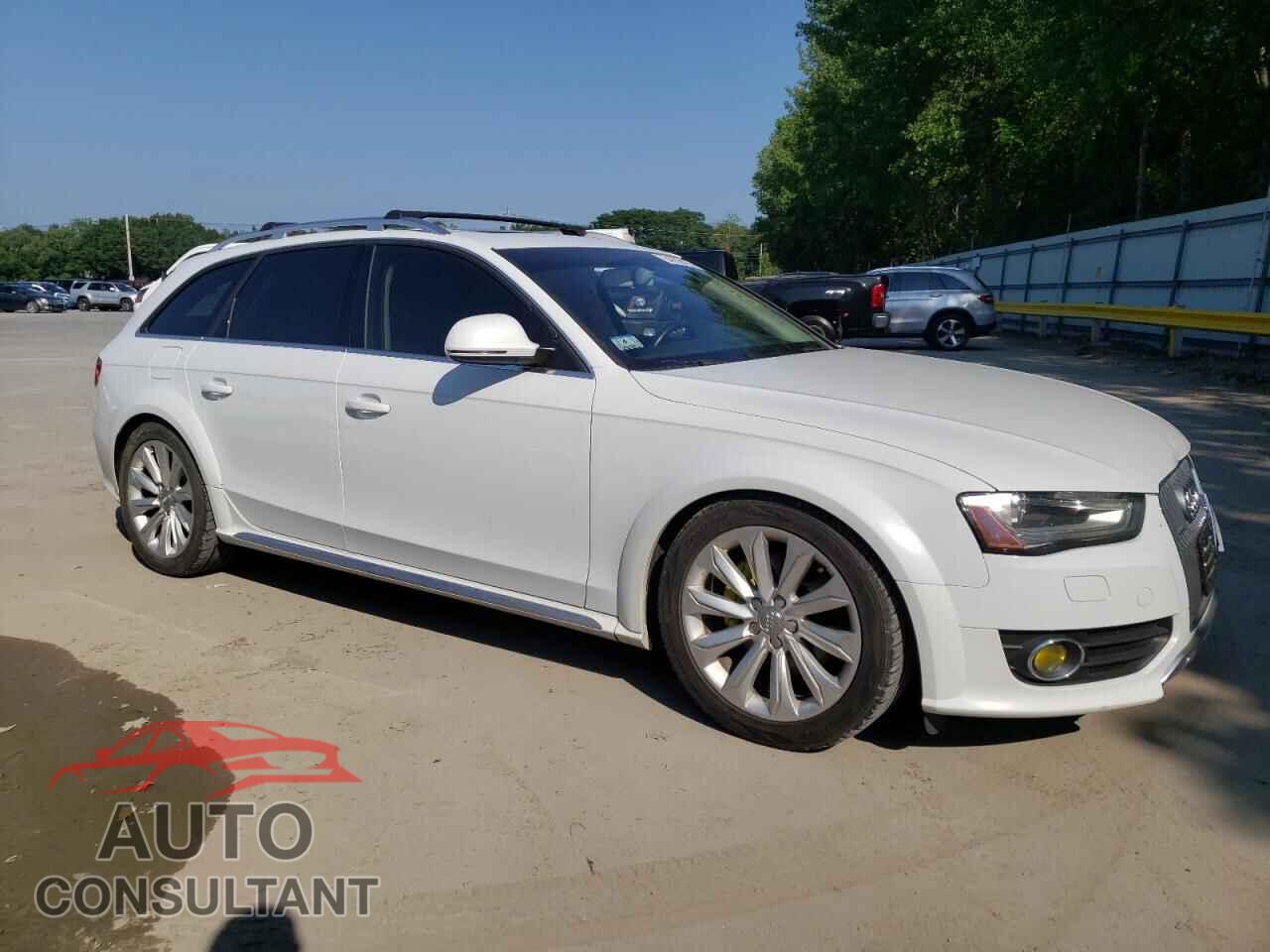 AUDI A4 2015 - WA1TFAFL9FA026984