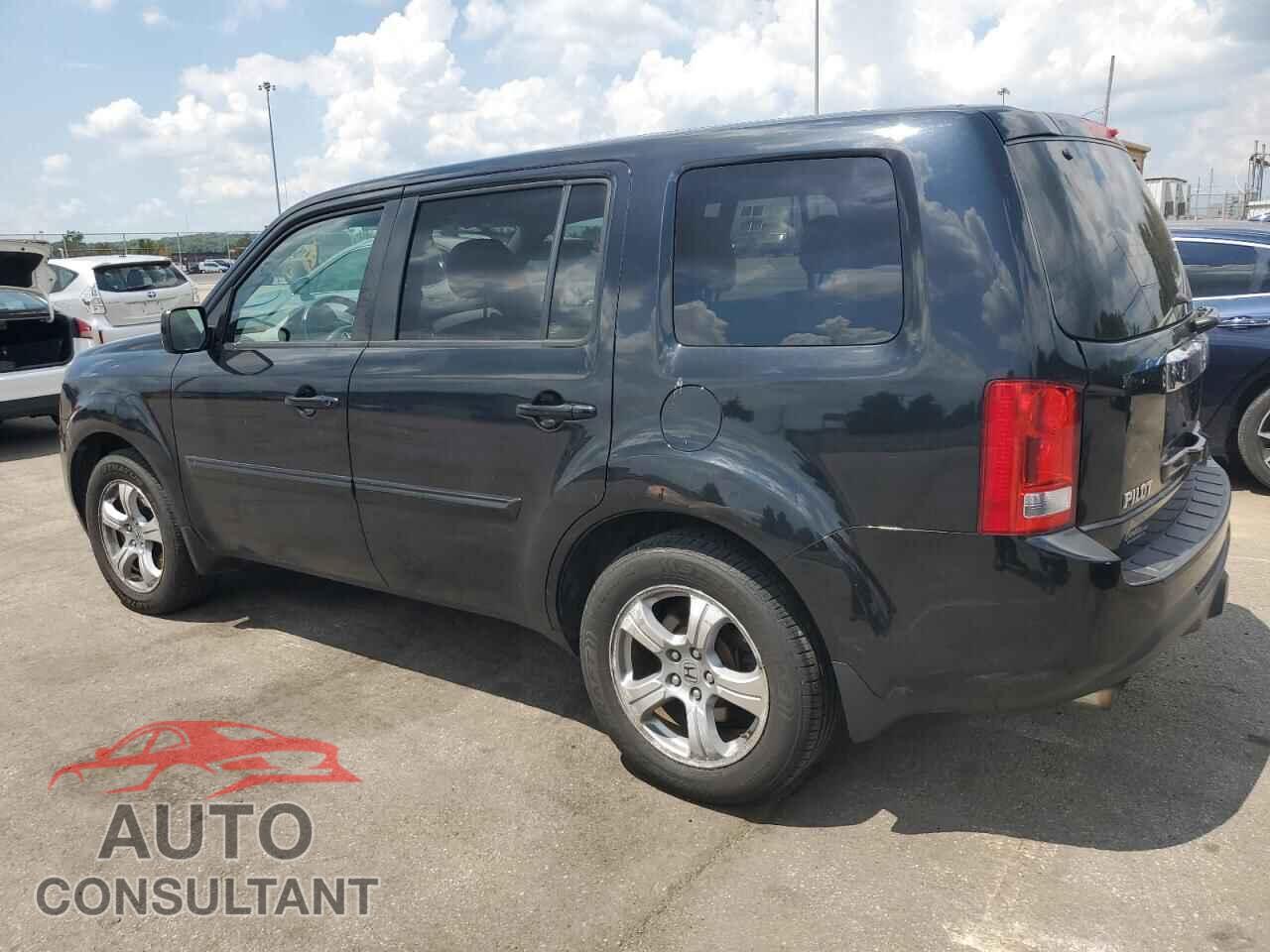 HONDA PILOT 2013 - 5FNYF4H78DB005982