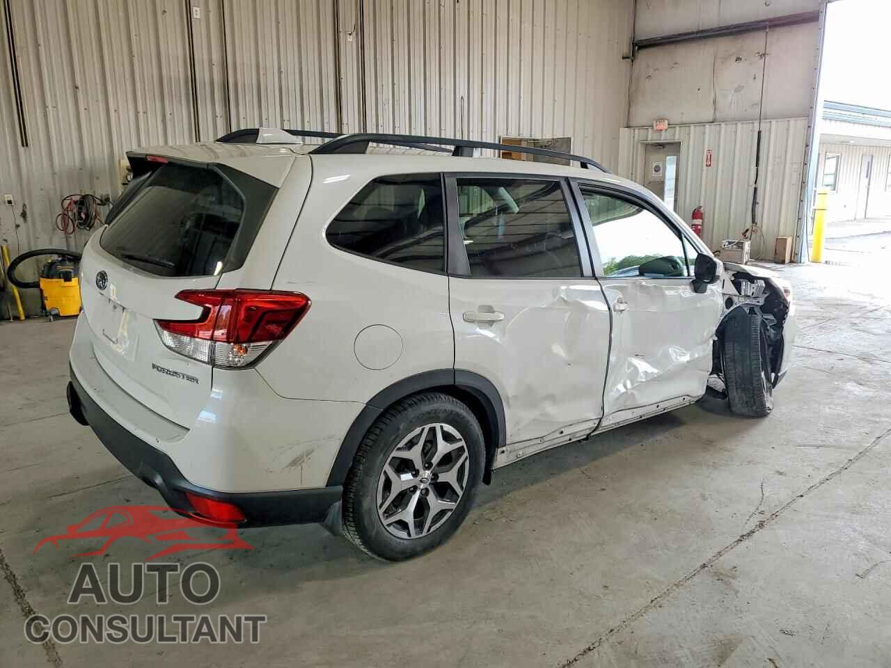 SUBARU FORESTER 2019 - JF2SKAGC2KH440767