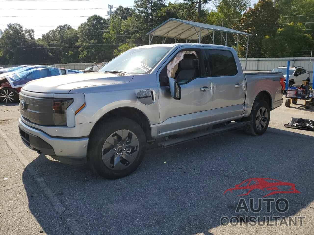 FORD F150 LIGHT 2023 - 1FTVW1EV0PWG26055