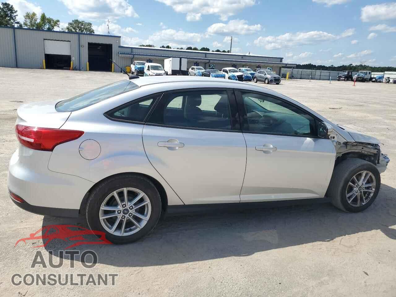 FORD FOCUS 2017 - 1FADP3F25HL241219