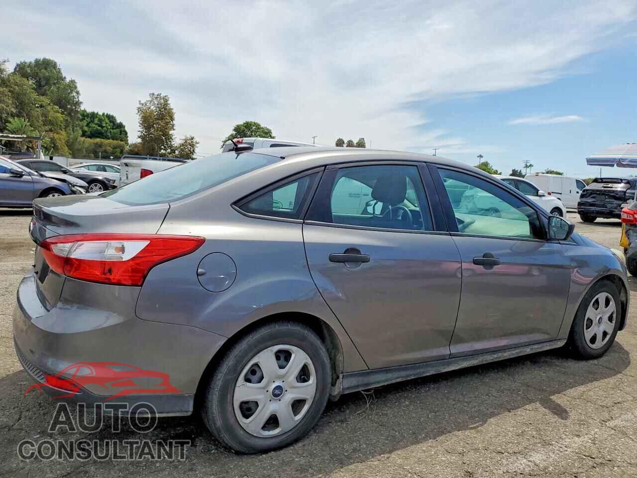 FORD FOCUS 2014 - 1FADP3E20EL442684