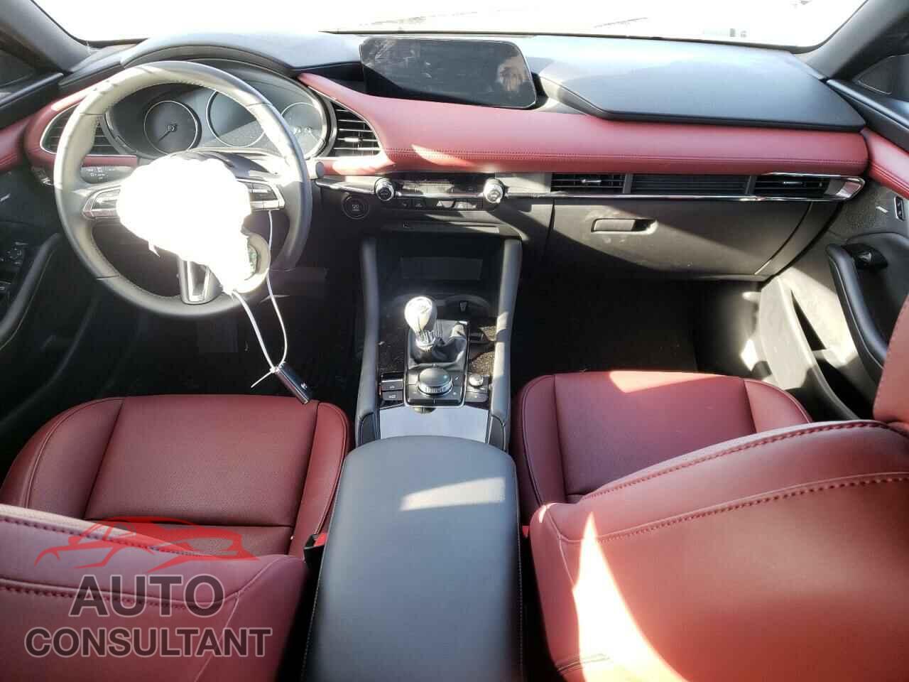 MAZDA 3 2021 - JM1BPAML7M1344049