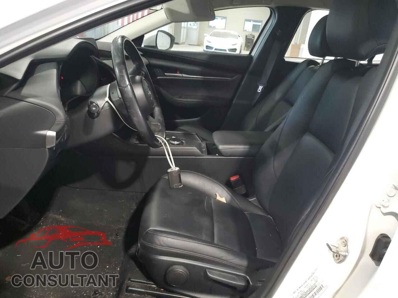 MAZDA 3 2021 - JM1BPABL2M1321183