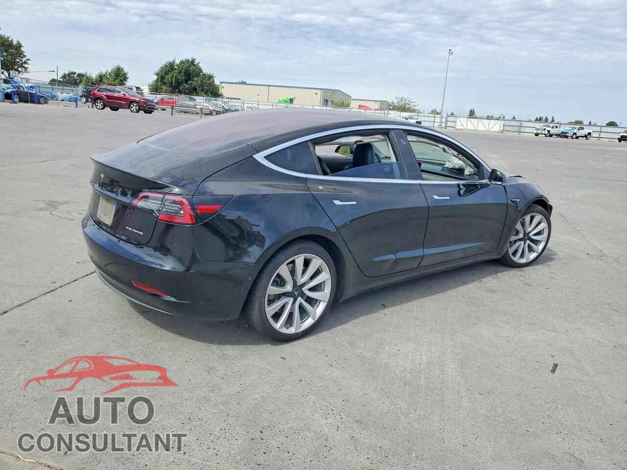 TESLA MODEL 3 2018 - 5YJ3E1EB5JF144273