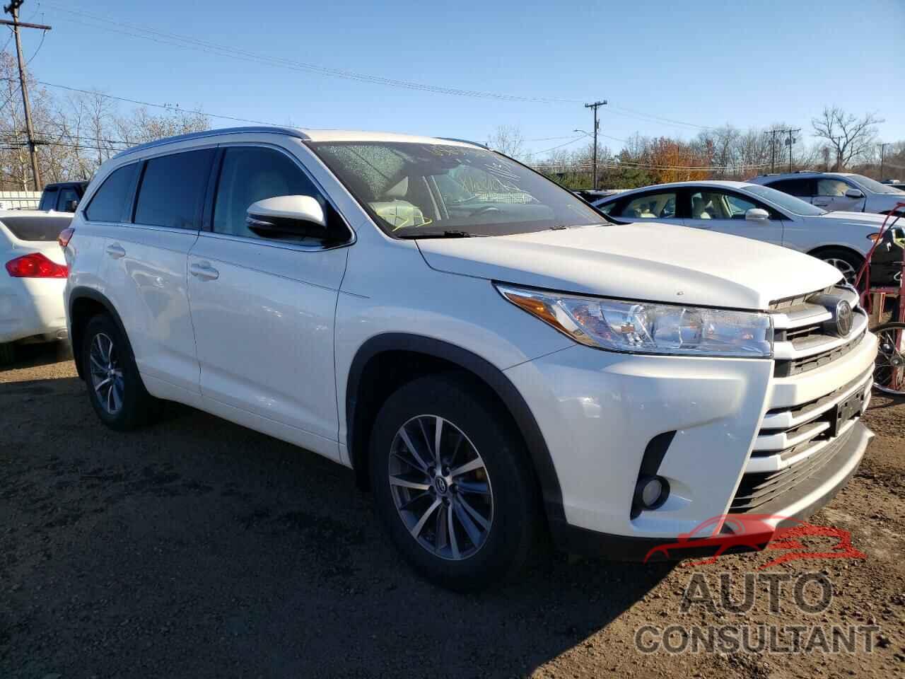 TOYOTA HIGHLANDER 2017 - 5TDJZRFH7HS397999
