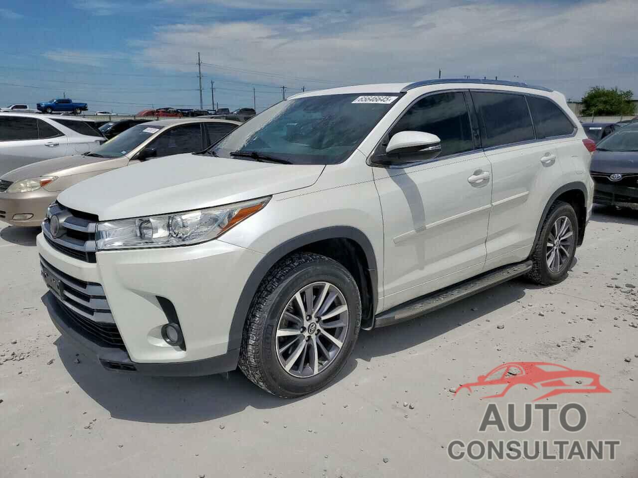 TOYOTA HIGHLANDER 2017 - 5TDKZRFH2HS197262