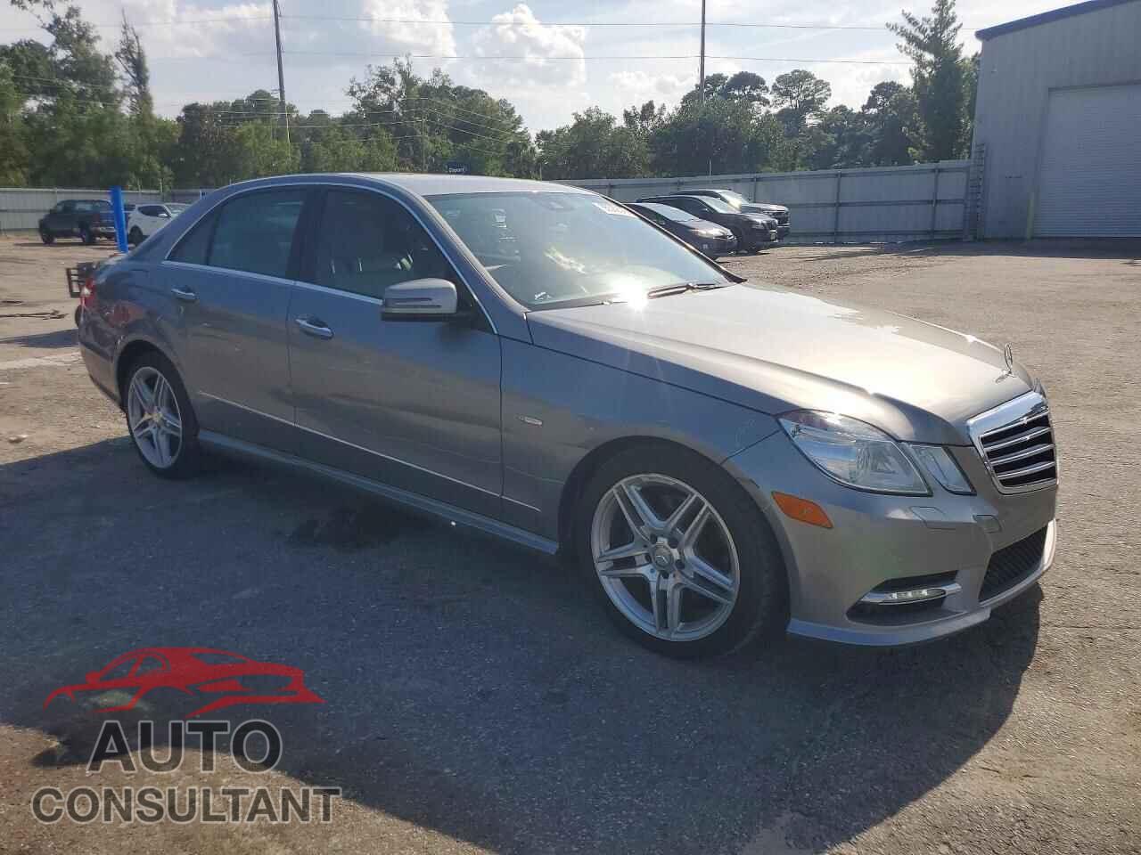 MERCEDES-BENZ E-CLASS 2012 - WDDHF5KB6CA570666