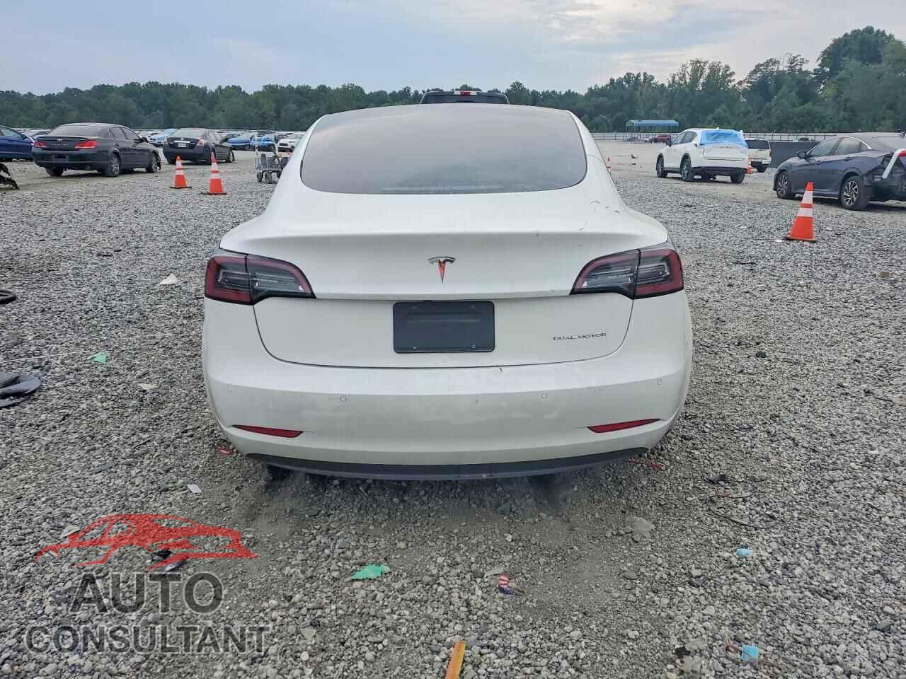 TESLA MODEL 3 2021 - 5YJ3E1EB9MF035559
