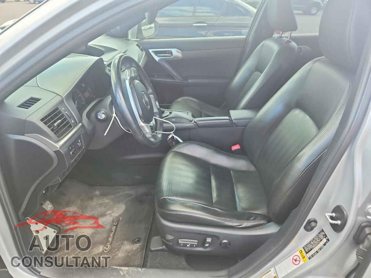 LEXUS CT 200 2013 - JTHKD5BH0D2132813