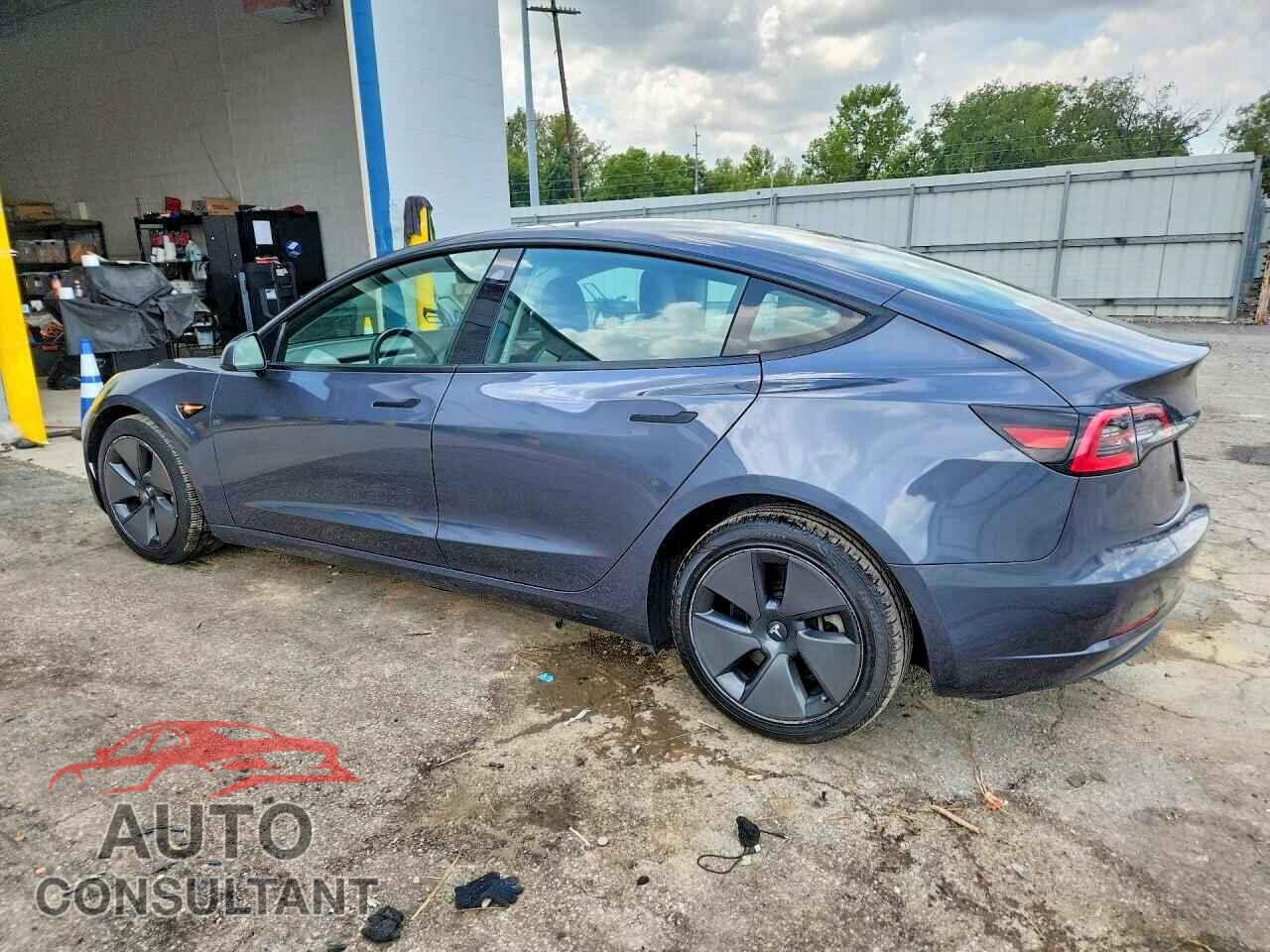 TESLA MODEL 3 2023 - 5YJ3E1EA7PF447104