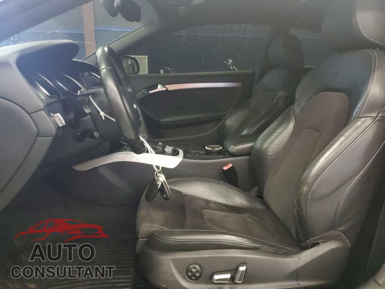 AUDI A5 2013 - WAU4FAFR2DA017875