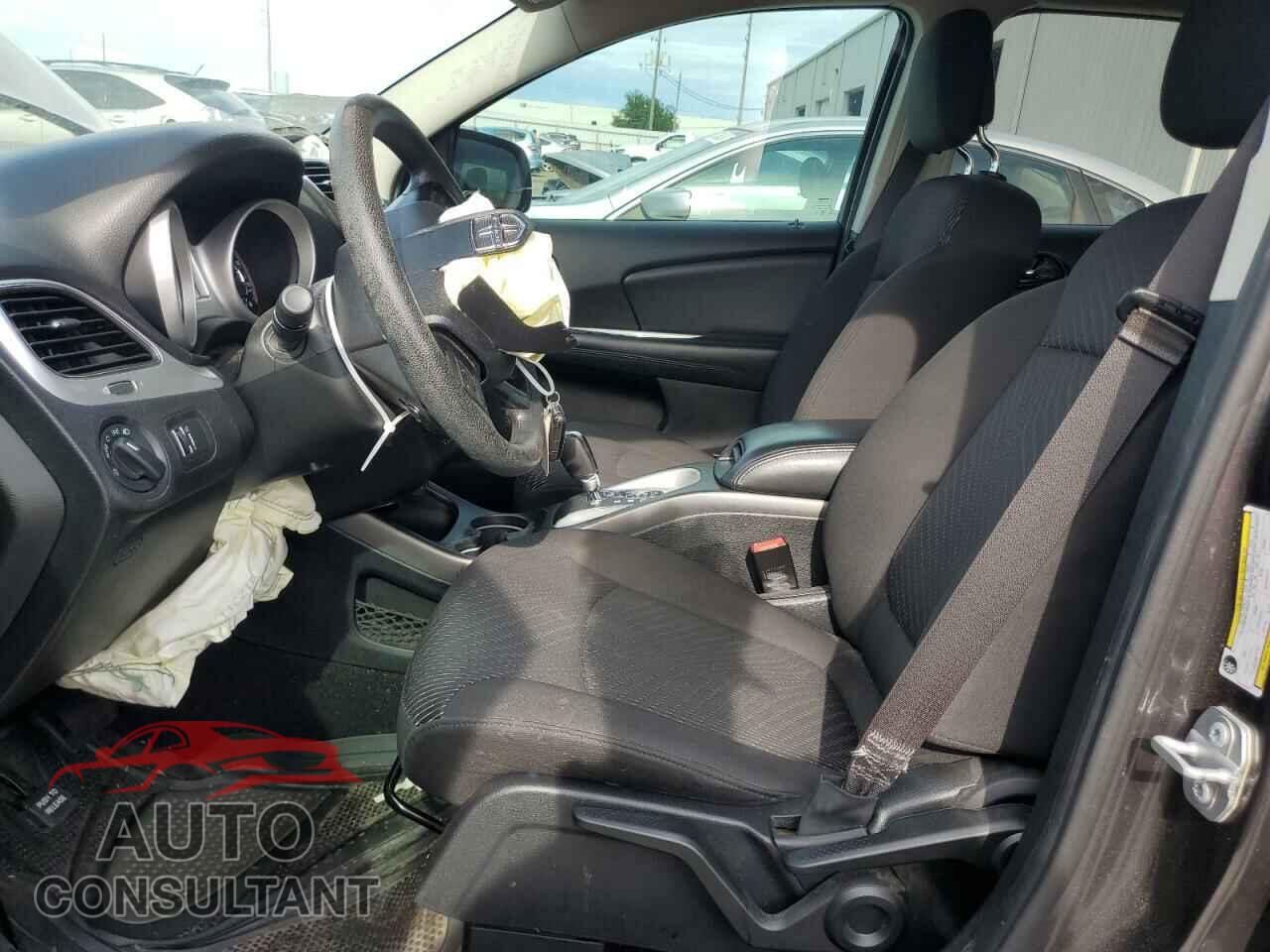 DODGE JOURNEY 2017 - 3C4PDCAB4HT696803