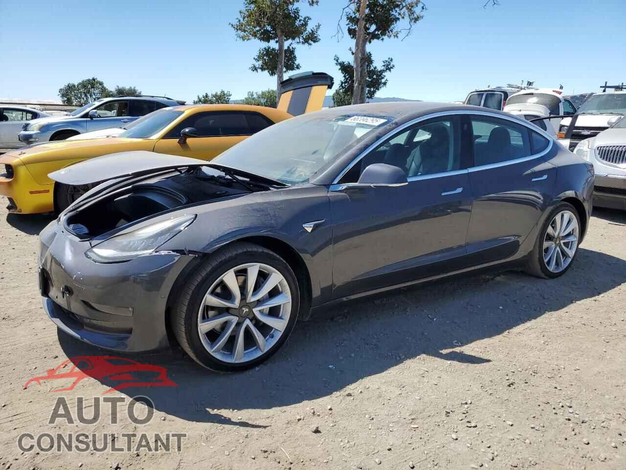 TESLA MODEL 3 2018 - 5YJ3E1EA0JF052740