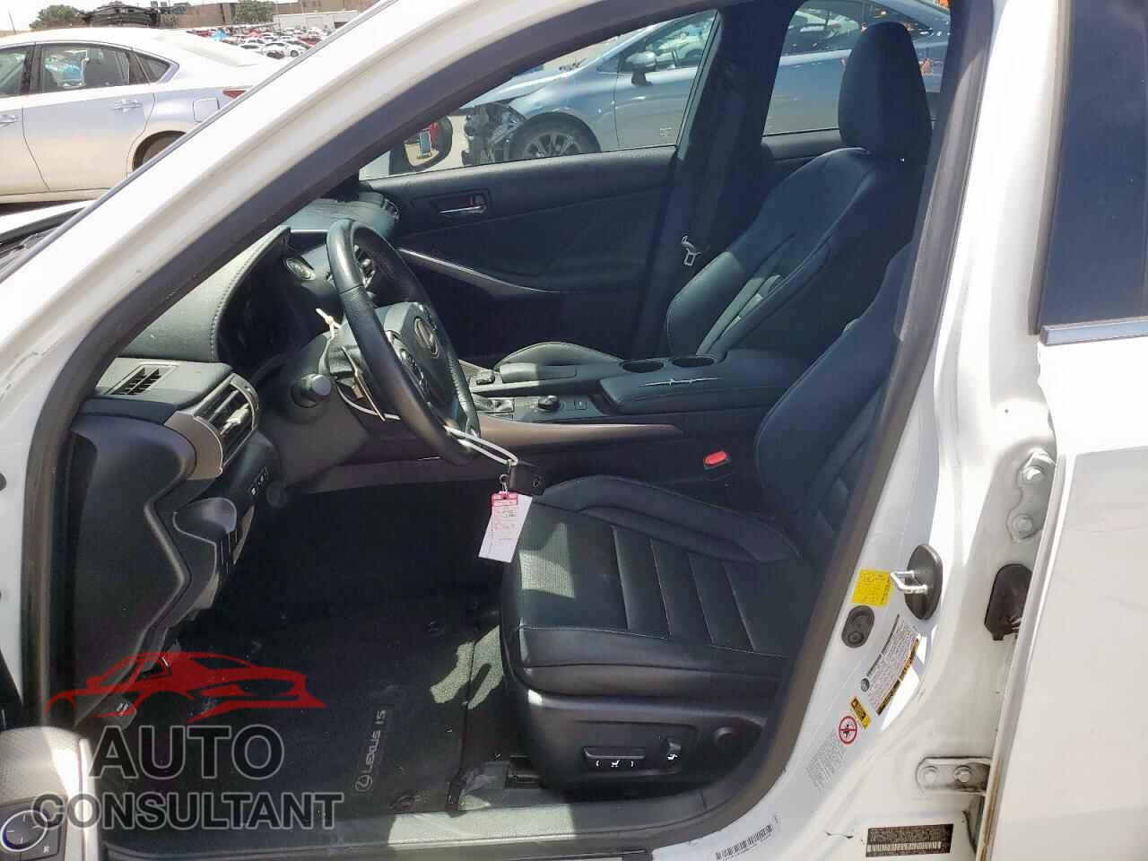LEXUS IS 2015 - JTHBF1D21F5062929